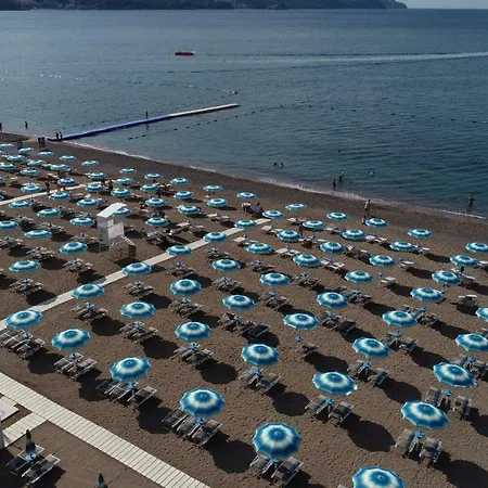 Mediteran & Μπούντβα